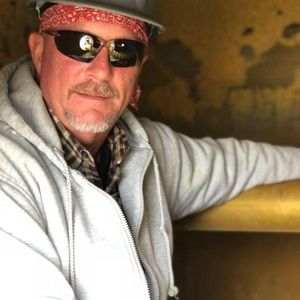 Meet your Posher, Jeffrey